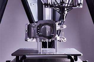 使用测量夹具固定的缸孔工件，在Equator-X上进行检测