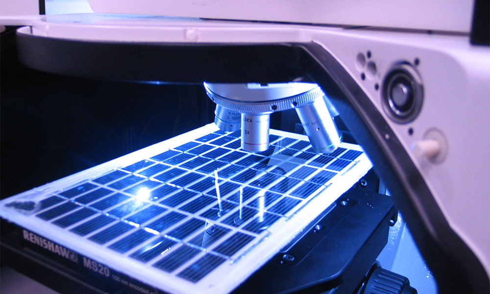 inVia显微拉曼光谱仪检测太阳能电池板
