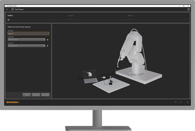 El monitor de escritorio muestra la fase de configuración de estructura de herramientas en una célula de automatización industrial en el paquete integ