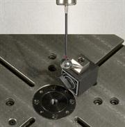 AxiSet Check-Up sphere on 5-axis table